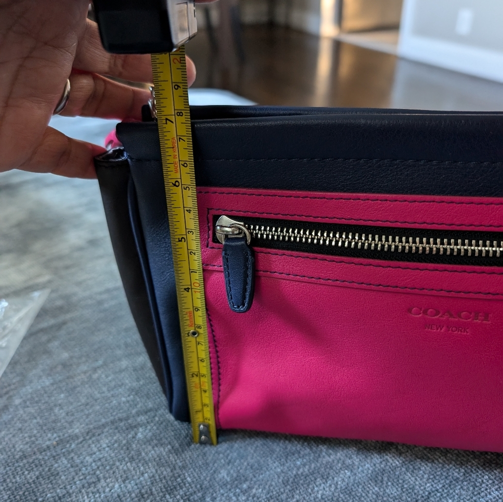 Coach Legacy Pink and Blue Clutch. - Picture 9 of 10